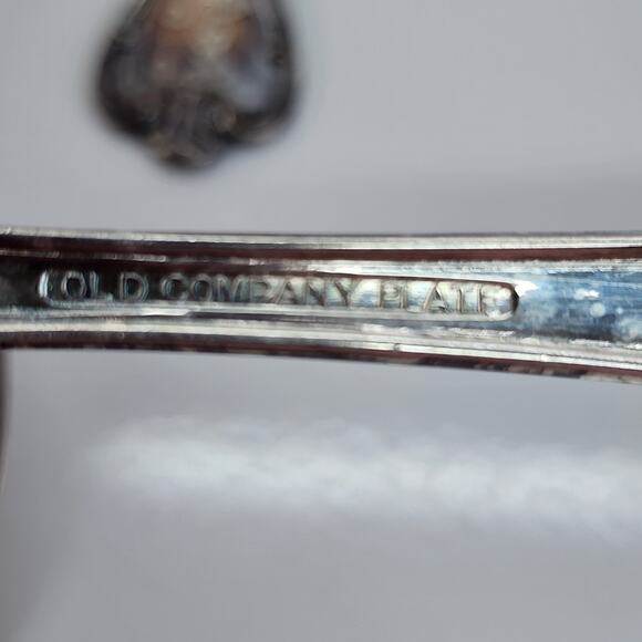 5 Vtg Silverplate Serving Spoons Wm Rogers Arbutus & Old Company Signature Rose - Picture 5 of 10